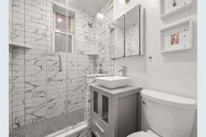 6015 Kennedy Blvd #5A, West New York, NJ 07093 - Photo 8