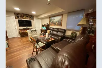 10 Miller St, Jersey City, NJ 07304 - Photo 28