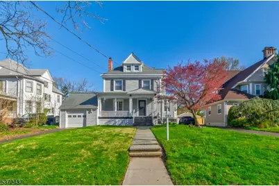 132 W 6th Ave, Roselle, NJ 07203 - Photo 1