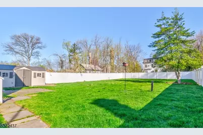 132 W 6th Ave, Roselle, NJ 07203 - Photo 34