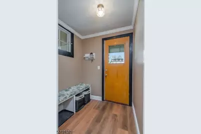 132 W 6th Ave, Roselle, NJ 07203 - Photo 14