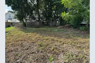 37 Harmony St, North Plainfield, NJ 07060 - Photo 1