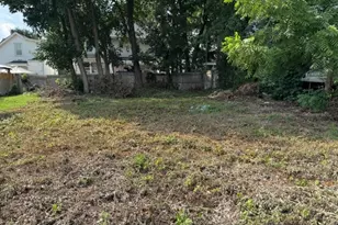 37 Harmony St, North Plainfield, NJ 07060 - Photo 1