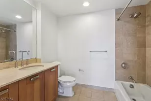 8100 River Rd, North Bergen Twp., NJ 07047 - Photo 18