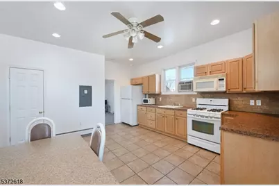 80 Heckel St, Belleville, NJ 07109 - Photo 20