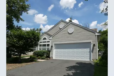 16 Renaissance Blvd, Franklin Township, NJ 08873 - Photo 1