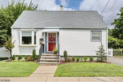 25 Parker Ave, Hawthorne, NJ 07506 - Photo 1