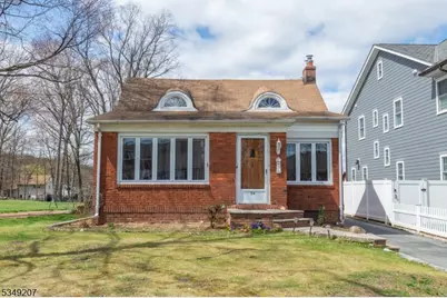 34 Center Ave, Cedar Grove, NJ 07009 - Photo 1