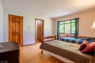 19 Reynolds Ave, Parsippany, NJ 07054 - Photo 2