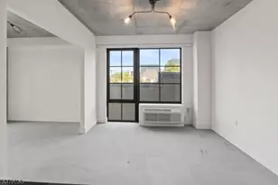 65 McWhorter, Newark, NJ 07105 - Photo 14