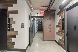 65 McWhorter, Newark, NJ 07105 - Photo 30