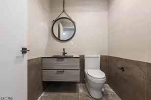 65 McWhorter, Newark, NJ 07105 - Photo 26