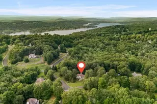 1 Mayfair Ln, Byram Township, NJ 07821 - Photo 4