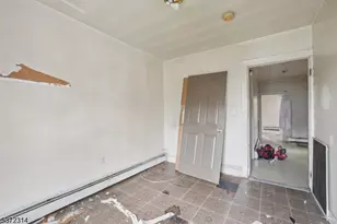 405 N 8th St, Prospect Park, NJ 07508 - Photo 20