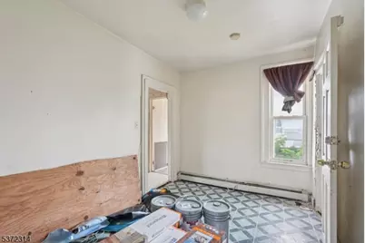 405 N 8th St, Prospect Park, NJ 07508 - Photo 16