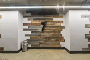 65 McWhorter, Newark, NJ 07105 - Photo 24