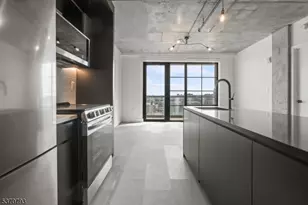 65 McWhorter, Newark, NJ 07105 - Photo 10