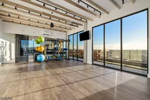 65 McWhorter, Newark, NJ 07105 - Photo 6