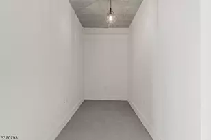 65 McWhorter, Newark, NJ 07105 - Photo 20