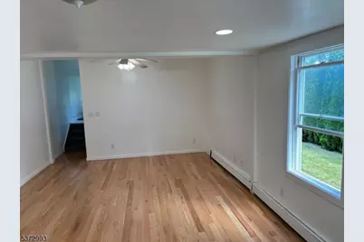 27 Roseland Ave, Roseland, NJ 07068 - Photo 6