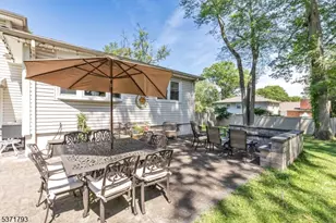 1466 Lamberts Mill Rd, Scotch Plains Township, NJ 07076 - Photo 34