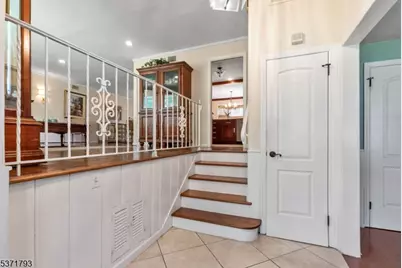 1466 Lamberts Mill Rd, Scotch Plains Township, NJ 07076 - Photo 4