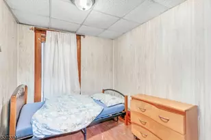 29 Dover St, Paterson, NJ 07501 - Photo 10