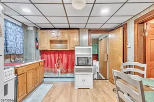 29 Dover St, Paterson, NJ 07501 - Photo 8