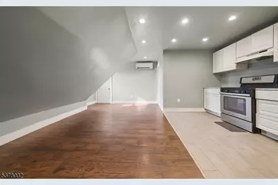 297 W Runyon St, Newark, NJ 07108 - Photo 12