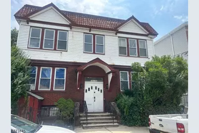 140-142 Leslie St, Newark, NJ 07112 - Photo 1