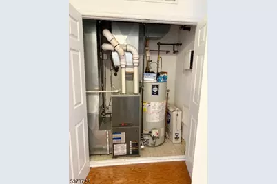 18 Baldwin St #2A, Montclair, NJ 07042 - Photo 16