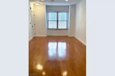 18 Baldwin St #2A, Montclair, NJ 07042 - Photo 8