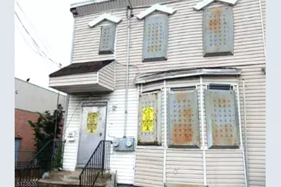 648 S 11th St, Newark, NJ 07103 - Photo 1