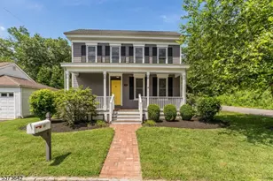 37 12th St, Frenchtown, NJ 08825 - Photo 1