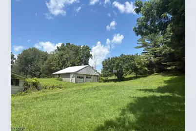 23 Old Rudetown Rd, Vernon, NJ 07462 - Photo 2