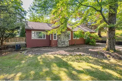 21 Seneca Trl, Sparta Township, NJ 07871 - Photo 1