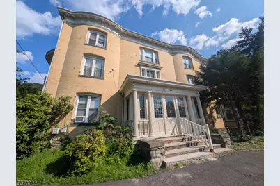 543 W 8th St, Plainfield, NJ 07060 - Photo 1