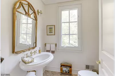 21 Stoningham Dr, Warren Township, NJ 07059 - Photo 18