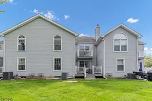 19 Guenevere Way Ondo, Berkeley Heights Township, NJ 07922 - Photo 16