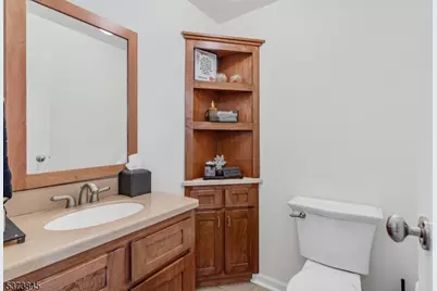 19 Guenevere Way Ondo, Berkeley Heights Township, NJ 07922 - Photo 14