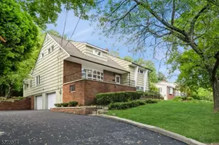 644 Long Hill Rd, Little Falls Township, NJ 07424 - Photo 1