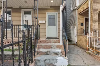 79 Irving St, Newark, NJ 07104 - Photo 4