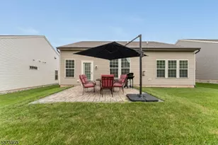 29 Bressler Rd, Raritan Township, NJ 08822 - Photo 28