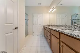 29 Bressler Rd, Raritan Township, NJ 08822 - Photo 16