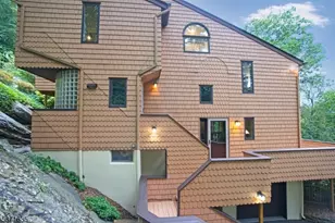 449 E Shore Trail, Byram Township, NJ 07871 - Photo 2