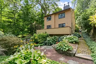 449 E Shore Trail, Byram Township, NJ 07871 - Photo 4