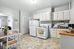 50 Oak St, Paterson, NJ 07501 - Photo 28