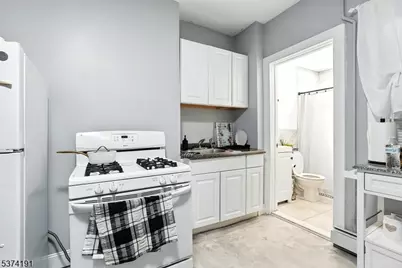 50 Oak St, Paterson, NJ 07501 - Photo 12