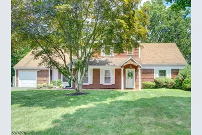 15 Crown Rd, Franklin Township, NJ 08873 - Photo 1