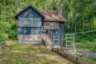 114 Pocantecs Rd, Vernon Twp., NJ 07422 - Photo 1